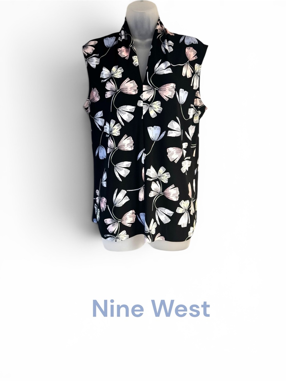 Nine West Pretty Black Floral Sleeveless V-Neck Top  LARGE/XLARGE    #M